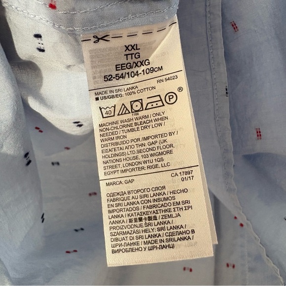 GAP Men’s Button Down Cotton Shirt - Picture 8 of 9